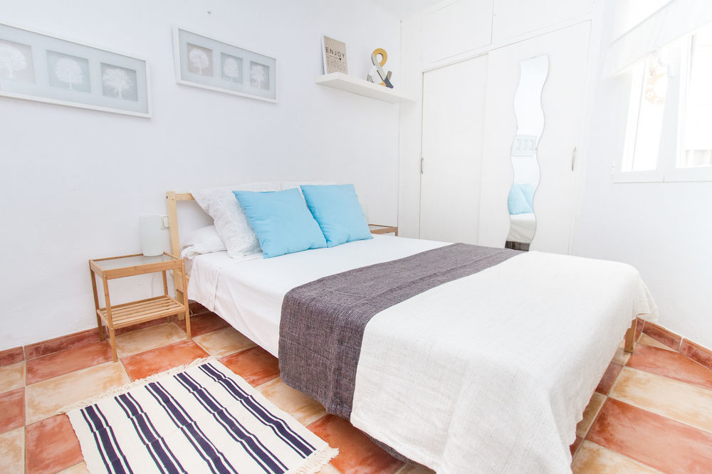 Apartamentos Malaga Centro Hernán Ruiz Exterior foto